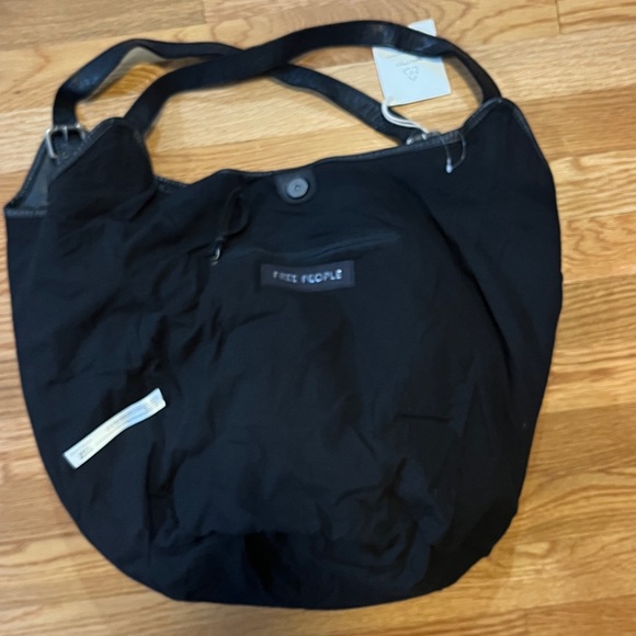 Free People Bushwick Leather Tote NWT - Picture 13 of 17